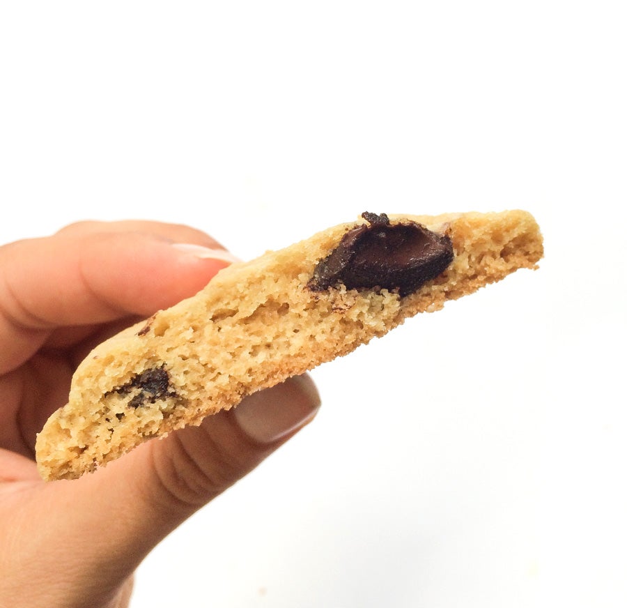 Fat Substitutes in Gluten-Free Baking: Chocolate Chip Cookie Test via @kingarthurflour