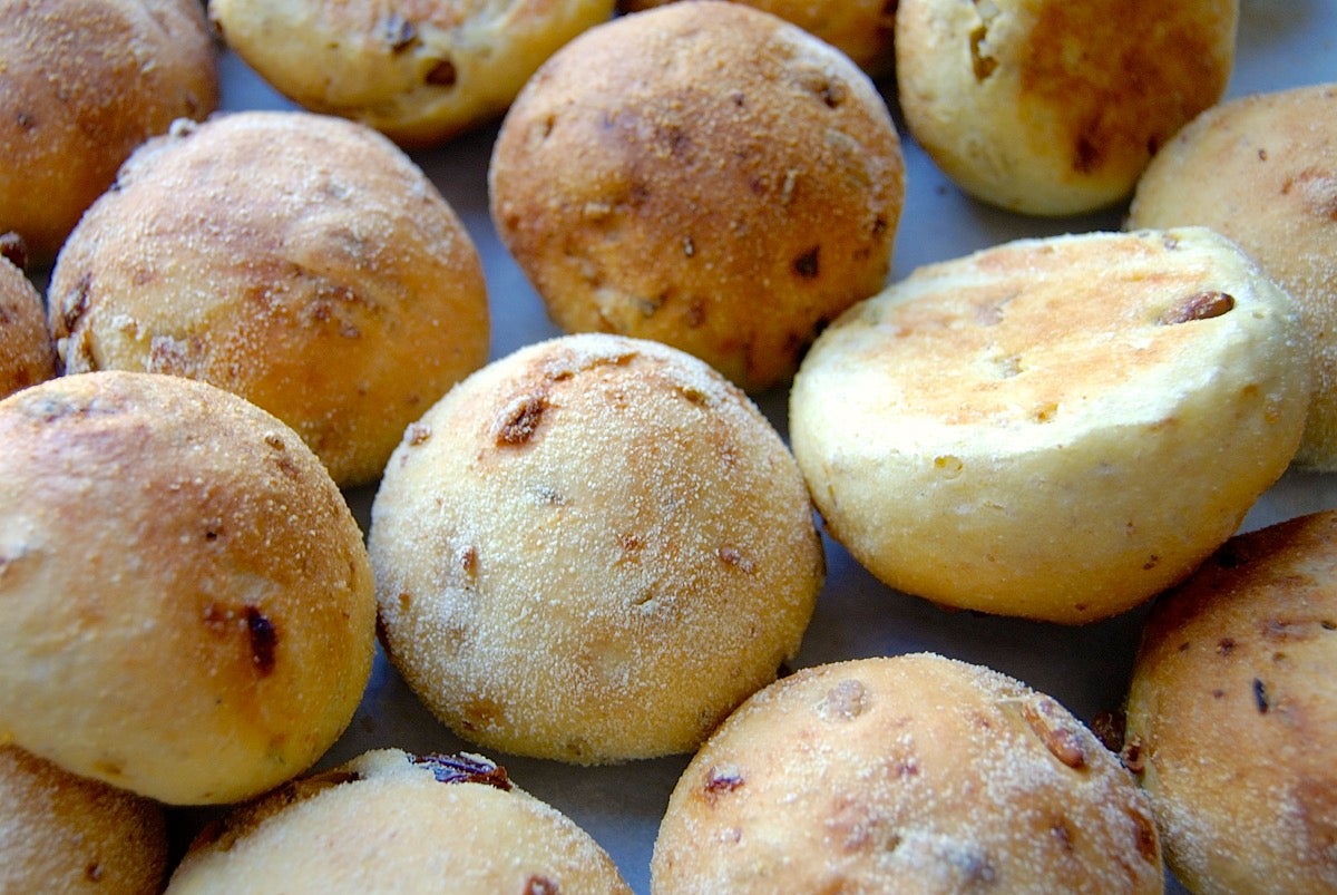 American Baking Down the Decades via @kingarthurflour
