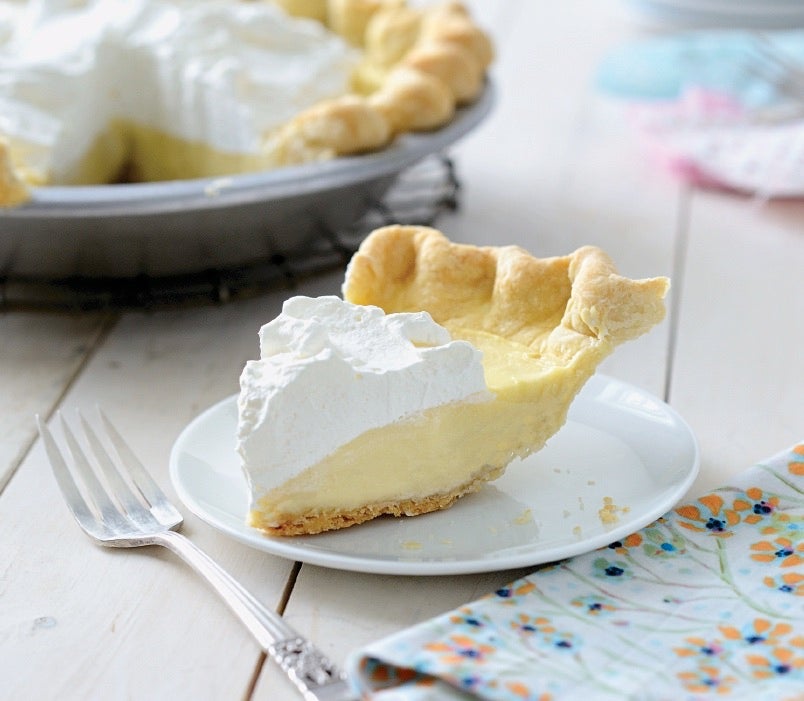 How to blind bake a pie crust via @kingarthurflour