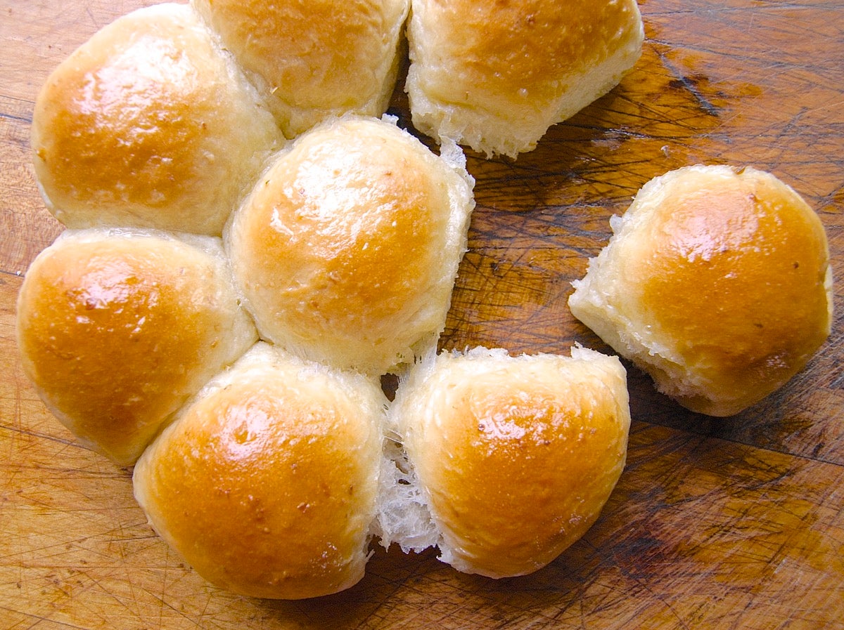 GoldenButterBuns via @kingarthurflour