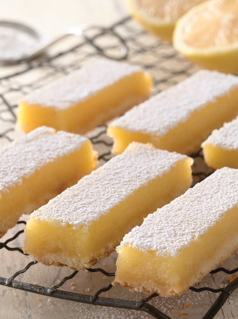 The best Gluten-Free Sugar Cookies using @kingarthurflour's gluten-free sugar cookie mix!