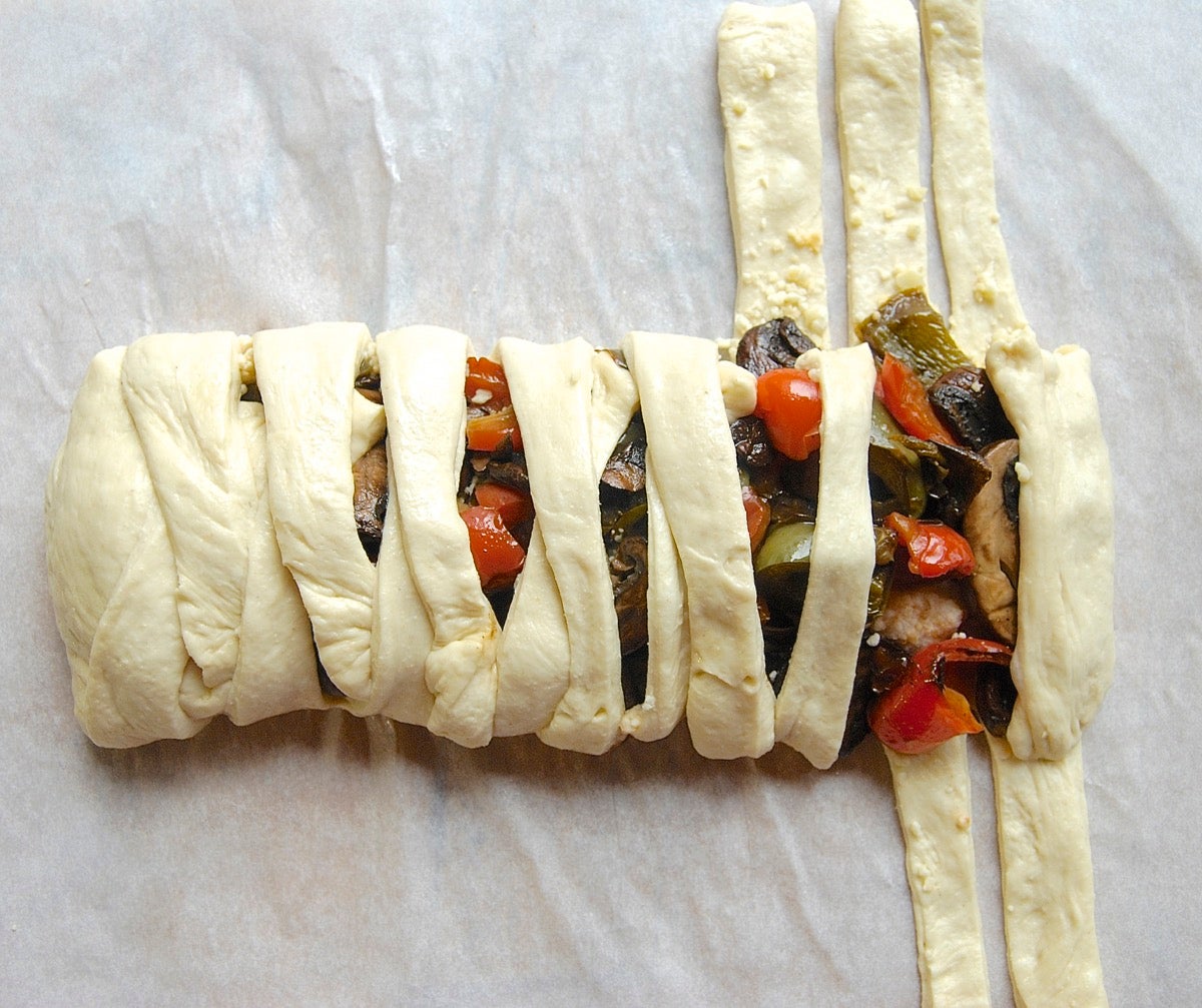 How to Shape a Calzone via @kingarthurflour