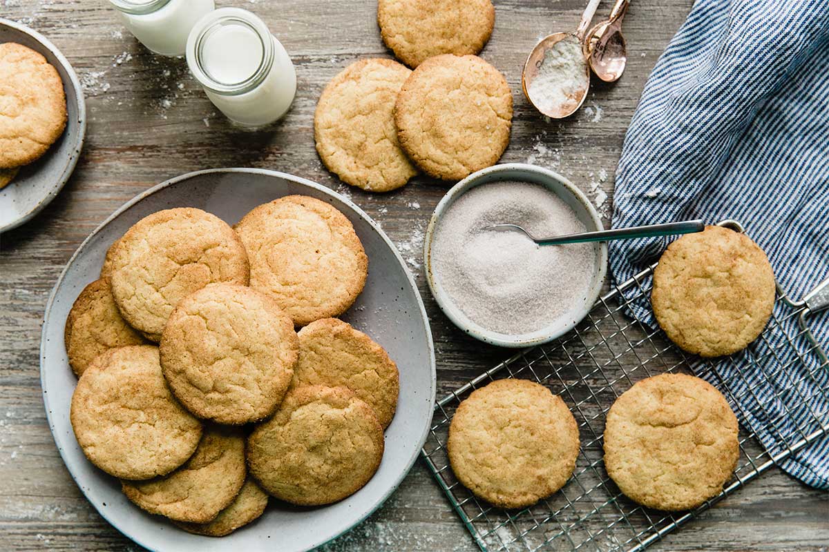A platter of cinnamon-sugar coated snickerdoodles